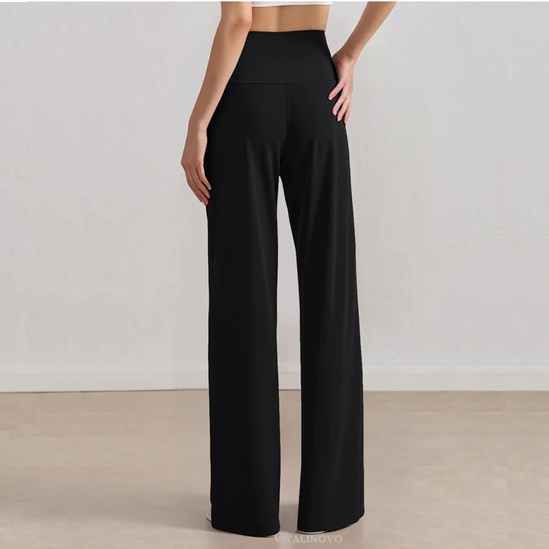 Damenhose mit weitem Bein und hoher Taille