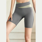 Weiche Trainingsshorts für Damen